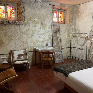 Suite con Cama Queen en Sótano